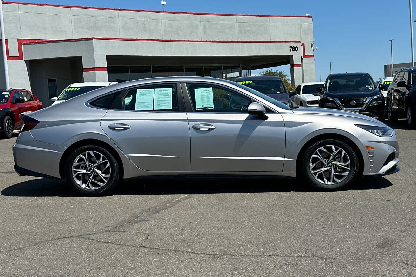 Thumbnail: 2021 Hyundai Sonata - 6