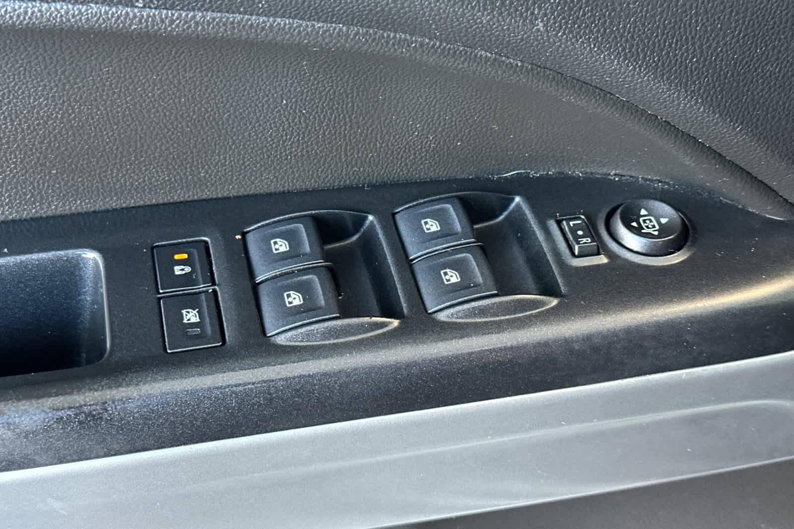 Thumbnail: 2019 Chevrolet Colorado - 13