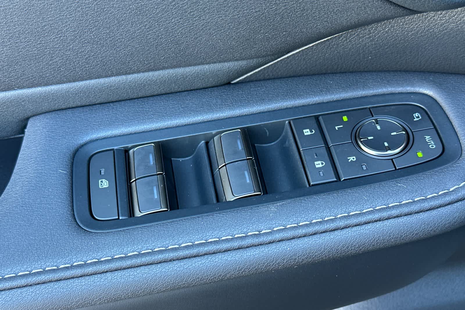 Thumbnail: 2026 Lexus TX - 13