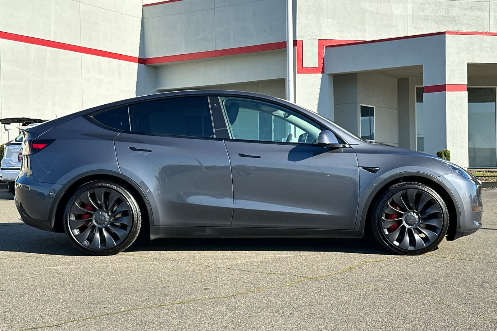 Thumbnail: 2022 Tesla Model Y - 6
