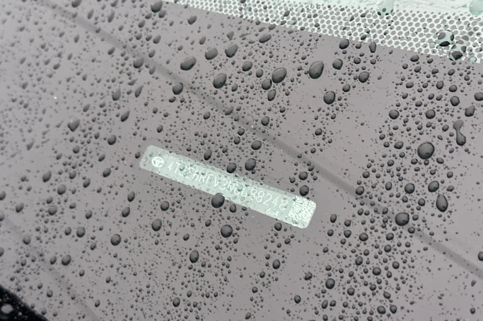 Thumbnail: 2022 Toyota RAV4 - 23