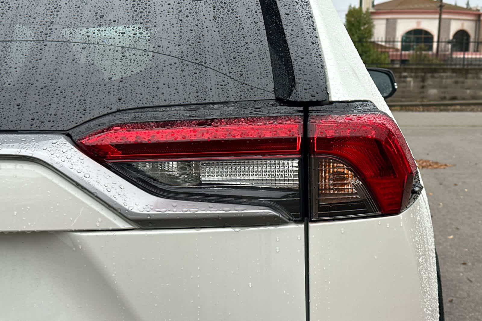 Thumbnail: 2022 Toyota RAV4 - 17