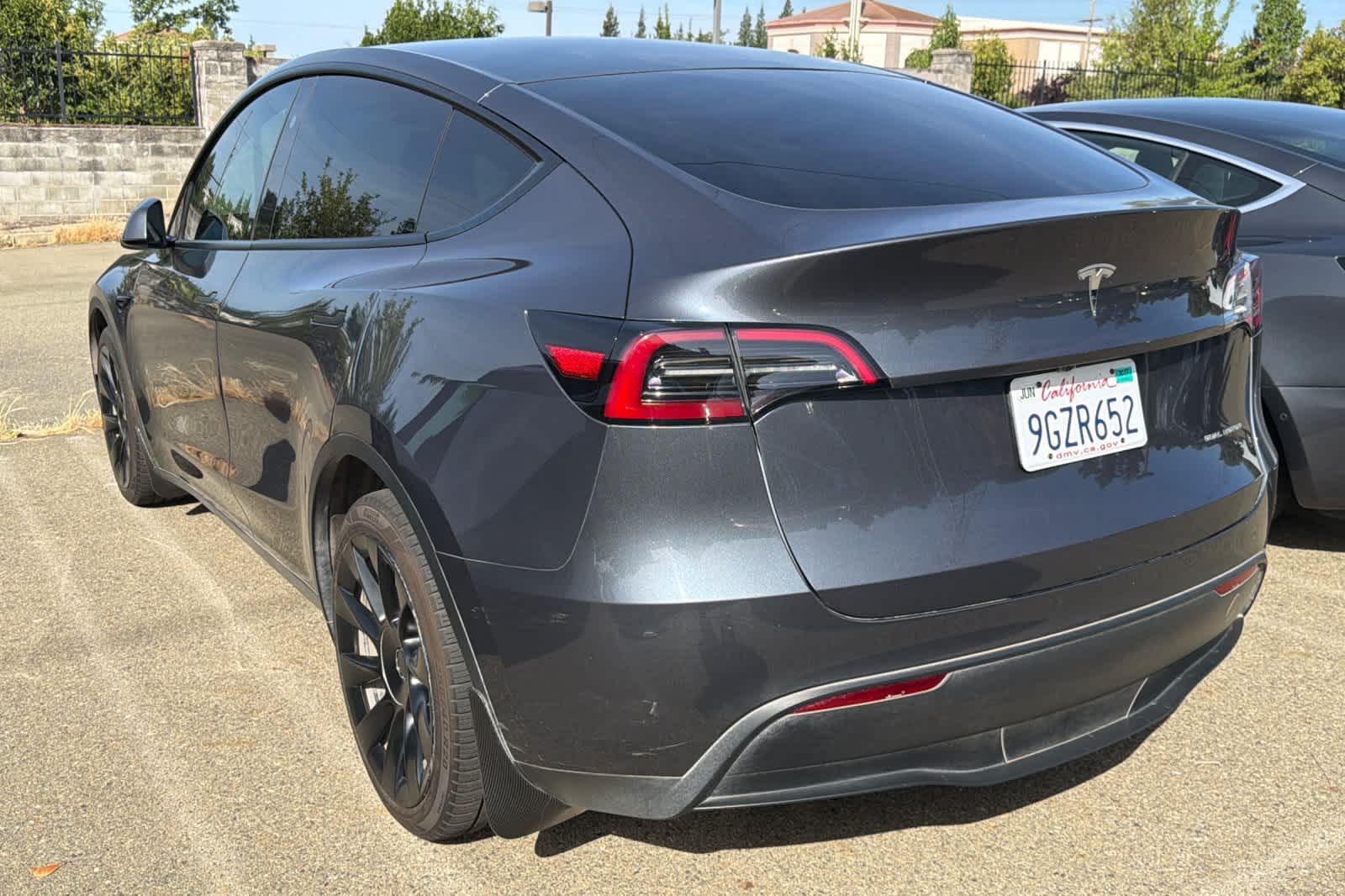 Thumbnail: 2023 Tesla Model Y - 3
