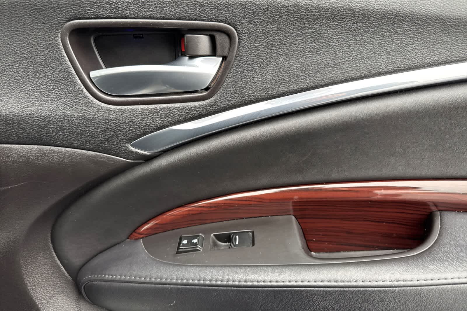 Thumbnail: 2015 Acura MDX - 20