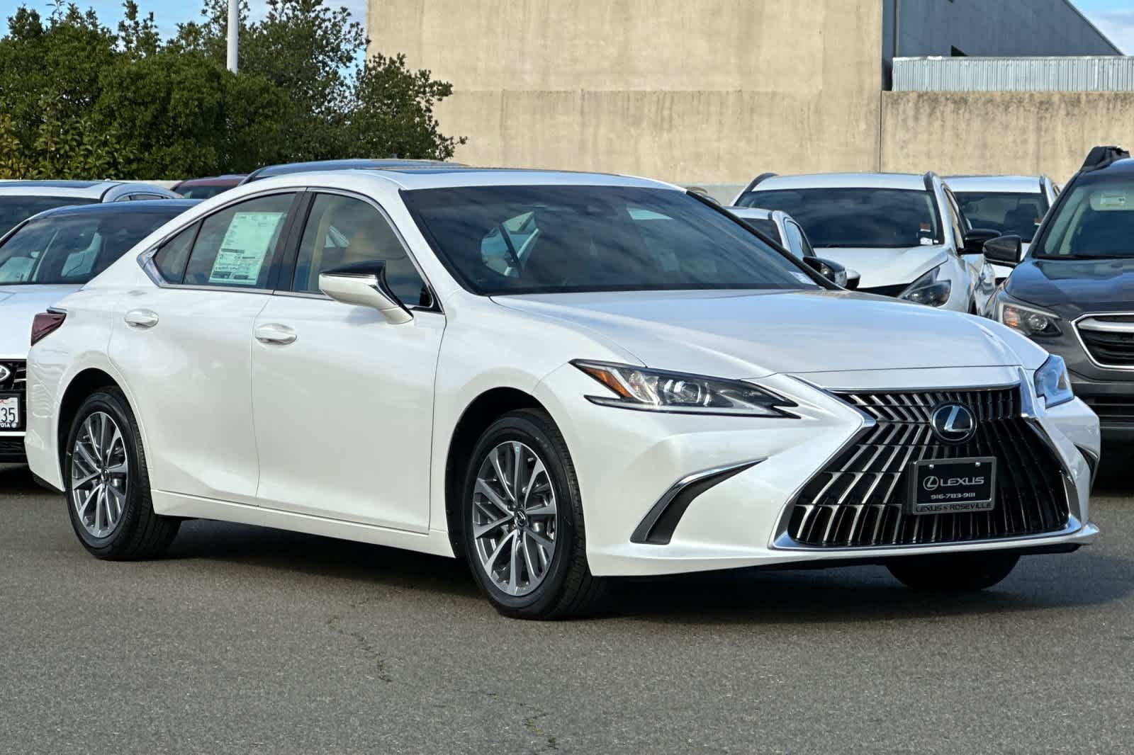 Thumbnail: 2025 Lexus ES - 5