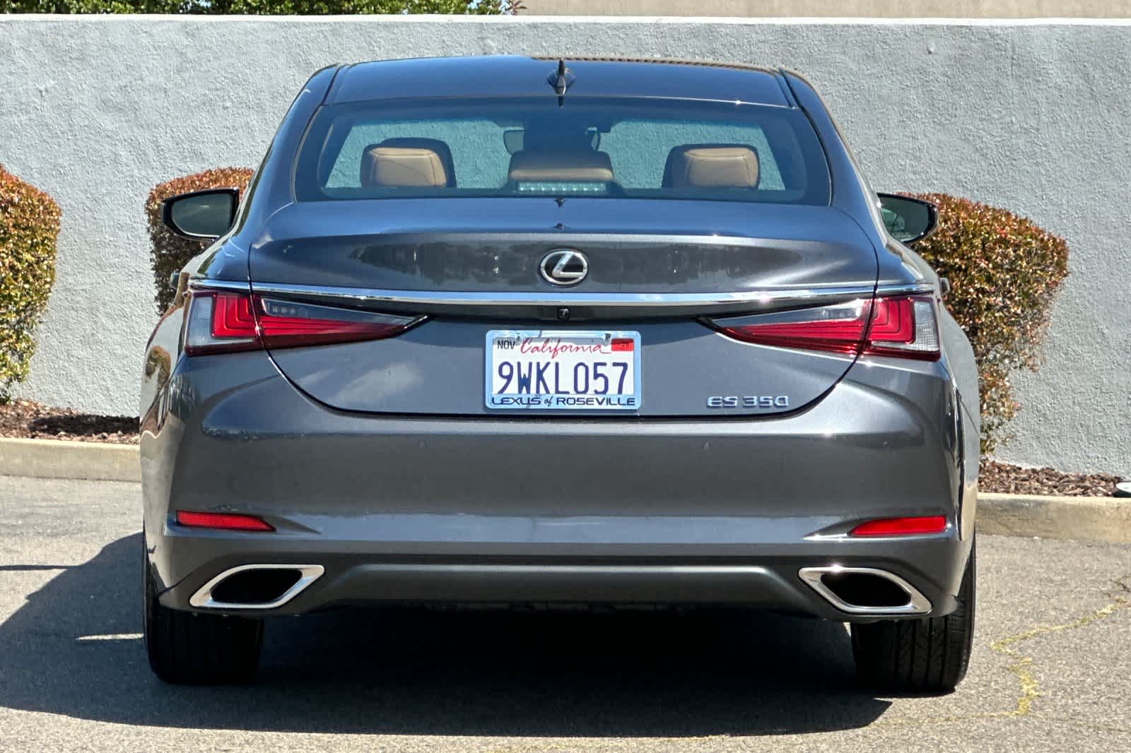 Thumbnail: 2025 Lexus ES - 8