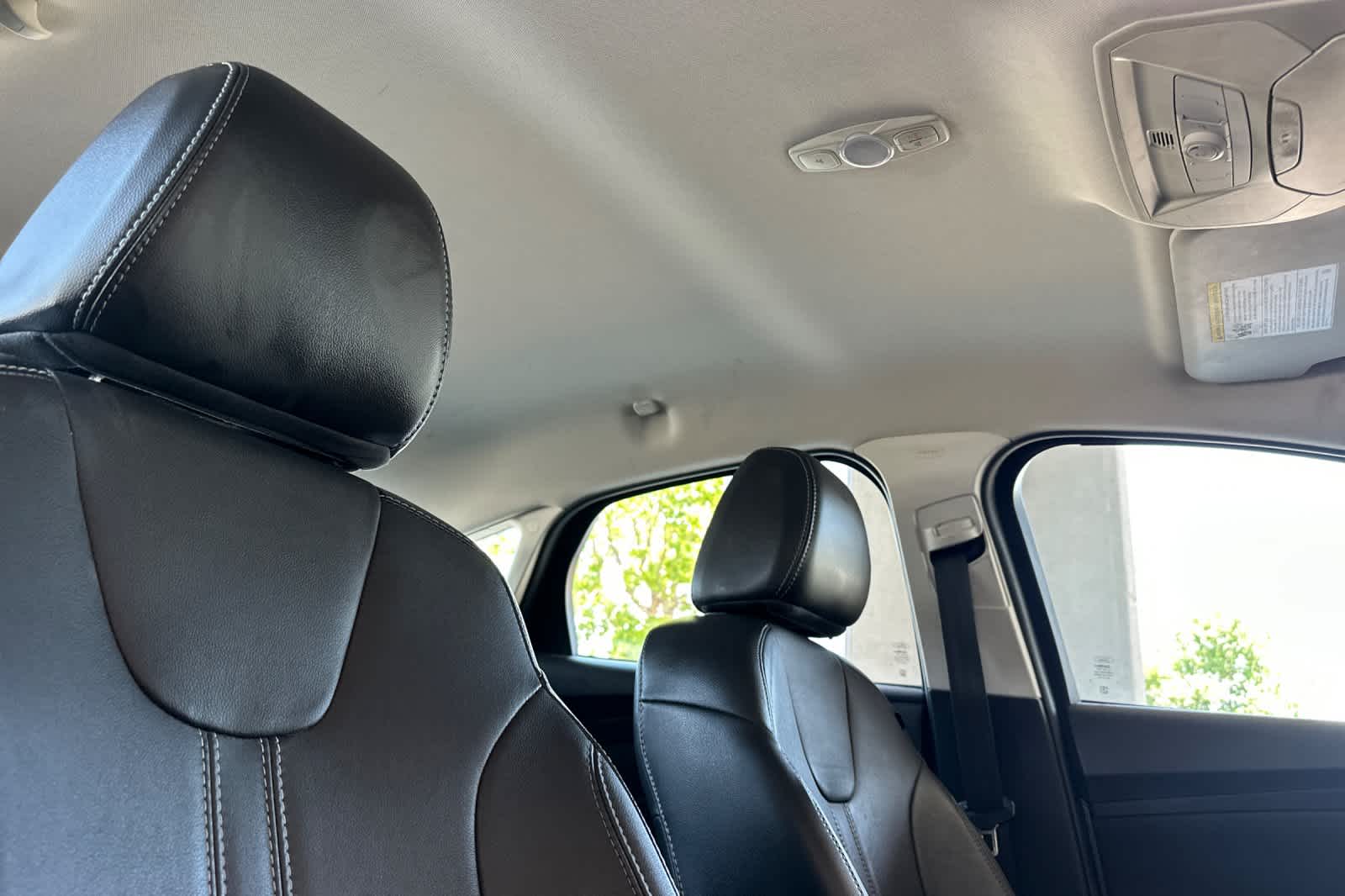 2013 Ford Focus SE 17