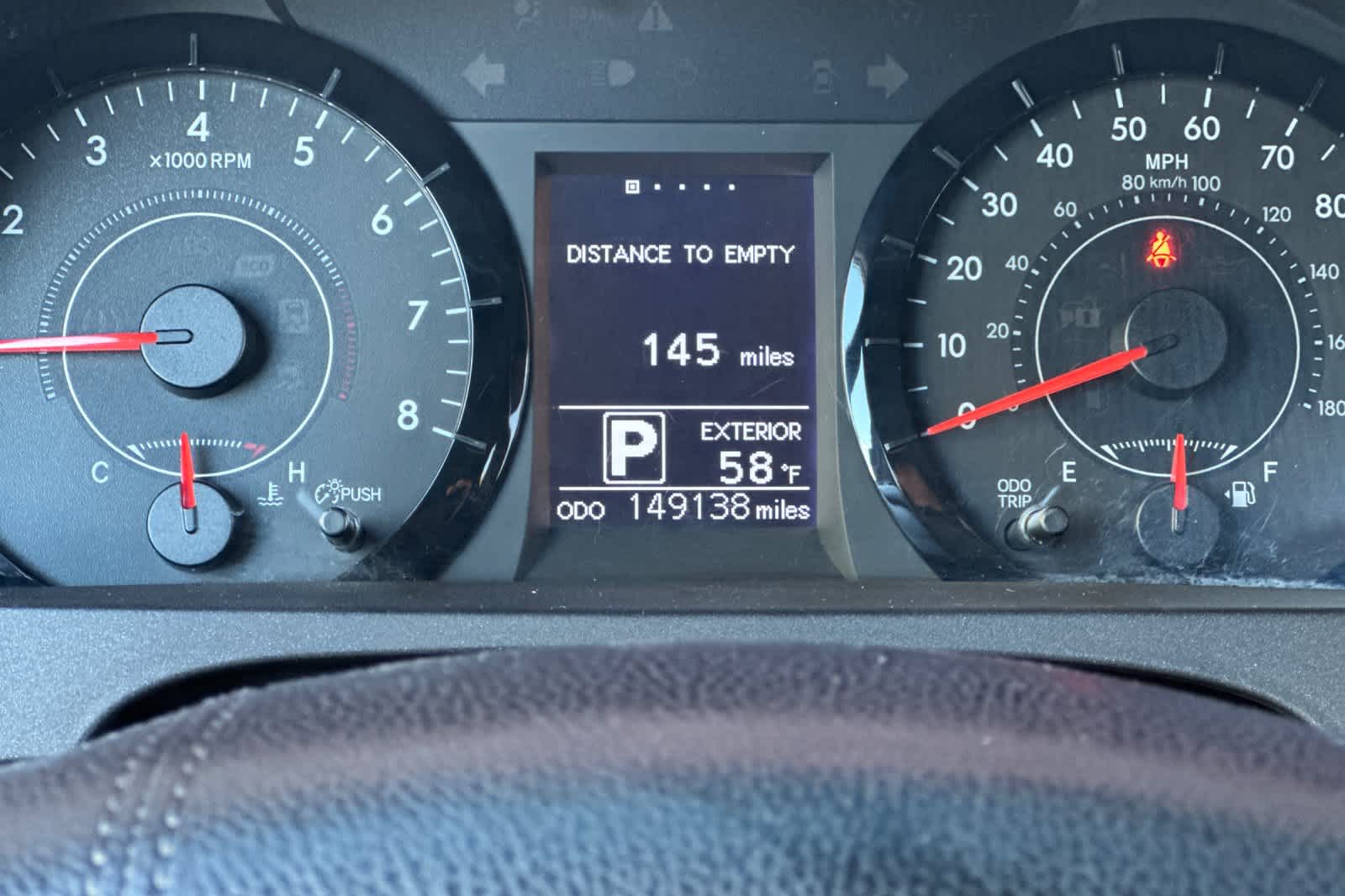 Thumbnail: 2015 Toyota Sienna - 28