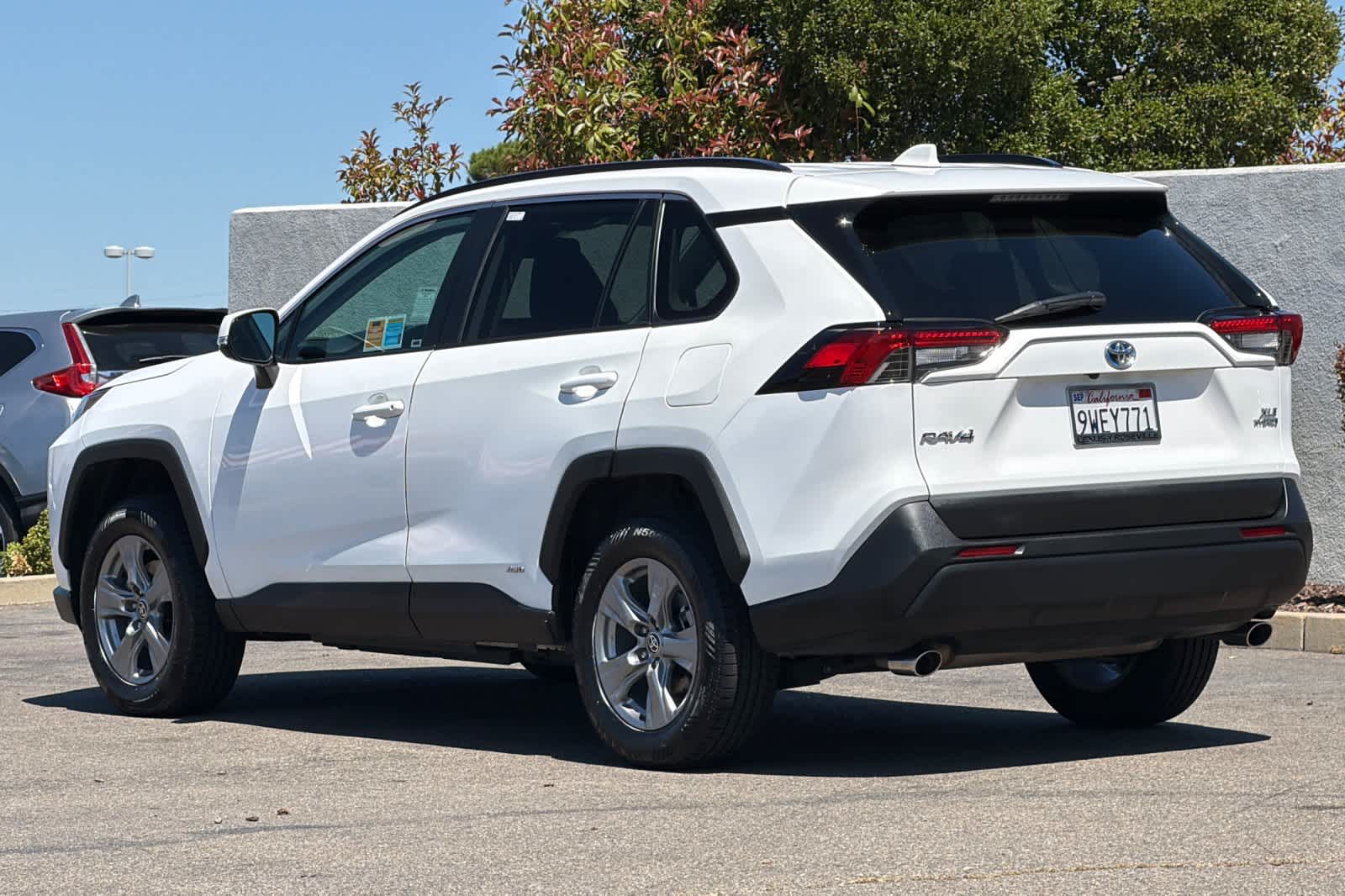 Thumbnail: 2024 Toyota RAV4 - 7