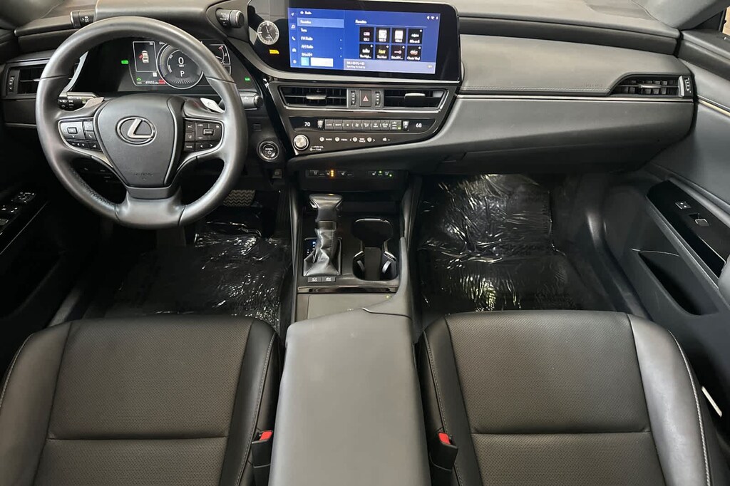 Certified 2023 Lexus ES Sedan