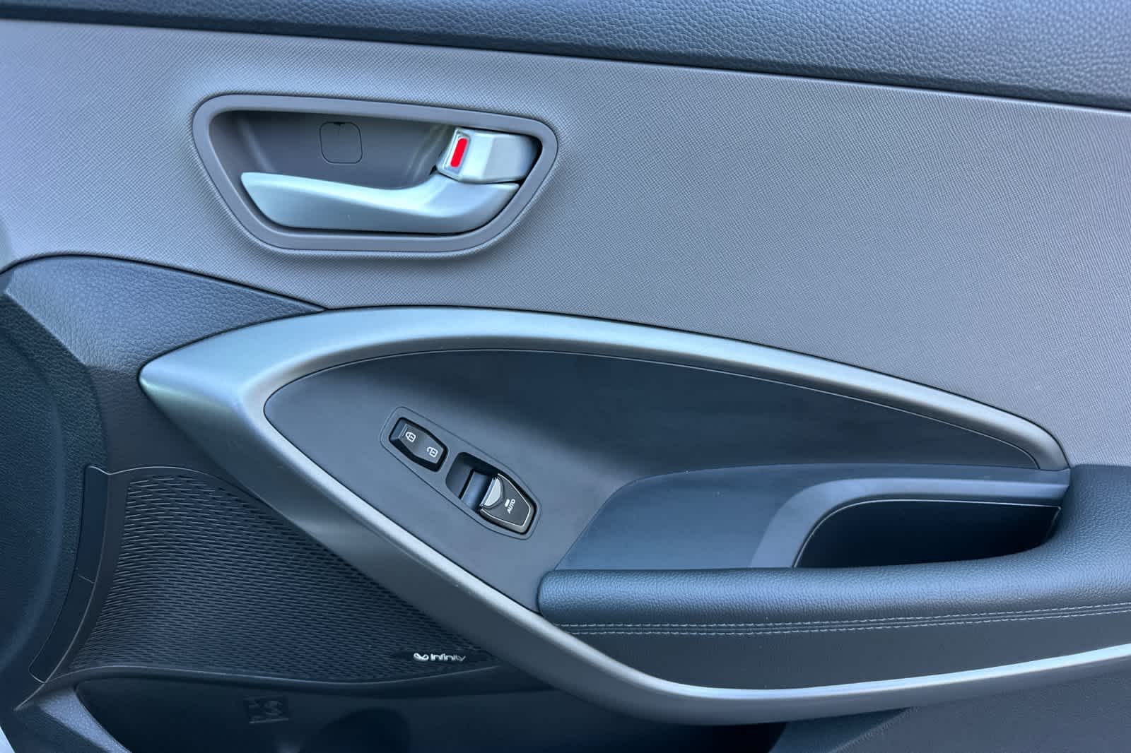 Thumbnail: 2017 Hyundai Santa Fe - 19