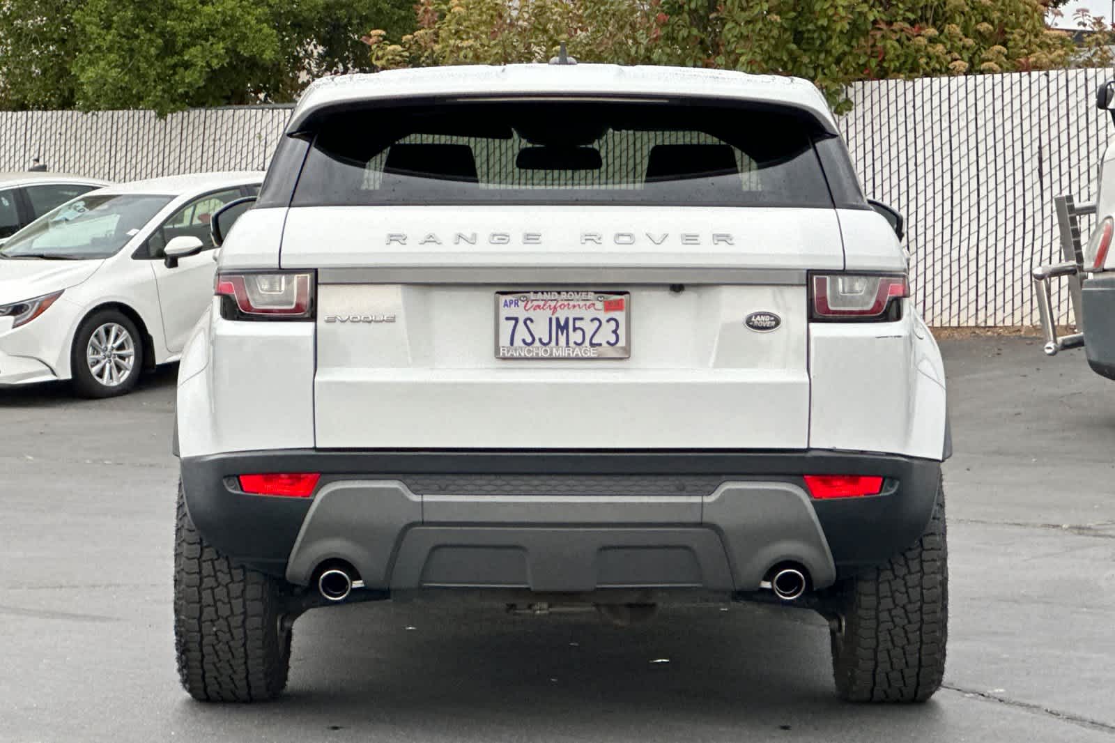 Thumbnail: 2016 Land Rover Range Rover Evoque - 8