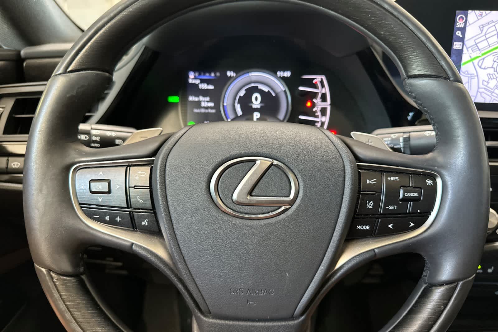 Thumbnail: 2022 Lexus ES - 26