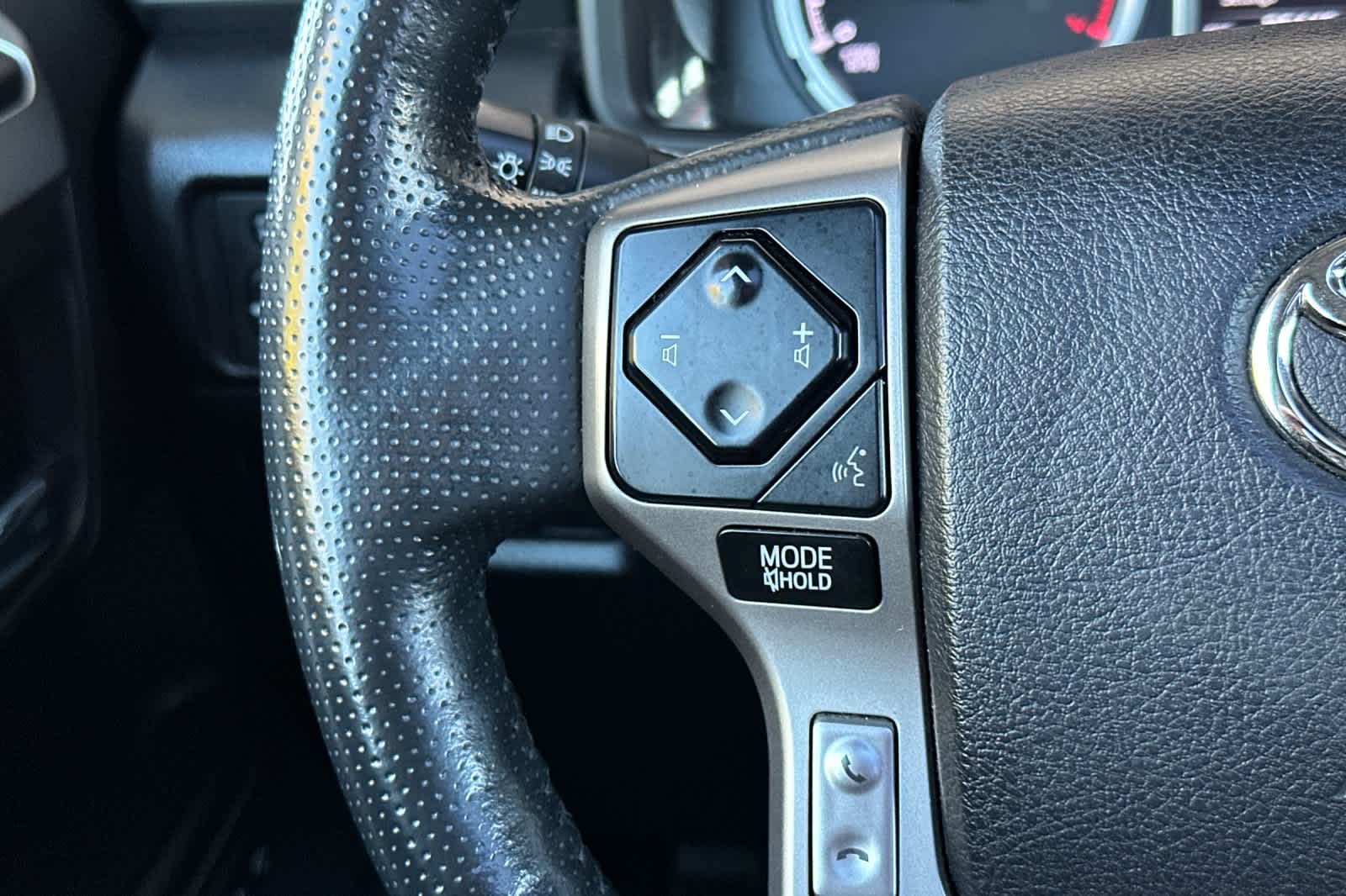 Thumbnail: 2023 Toyota 4Runner - 28