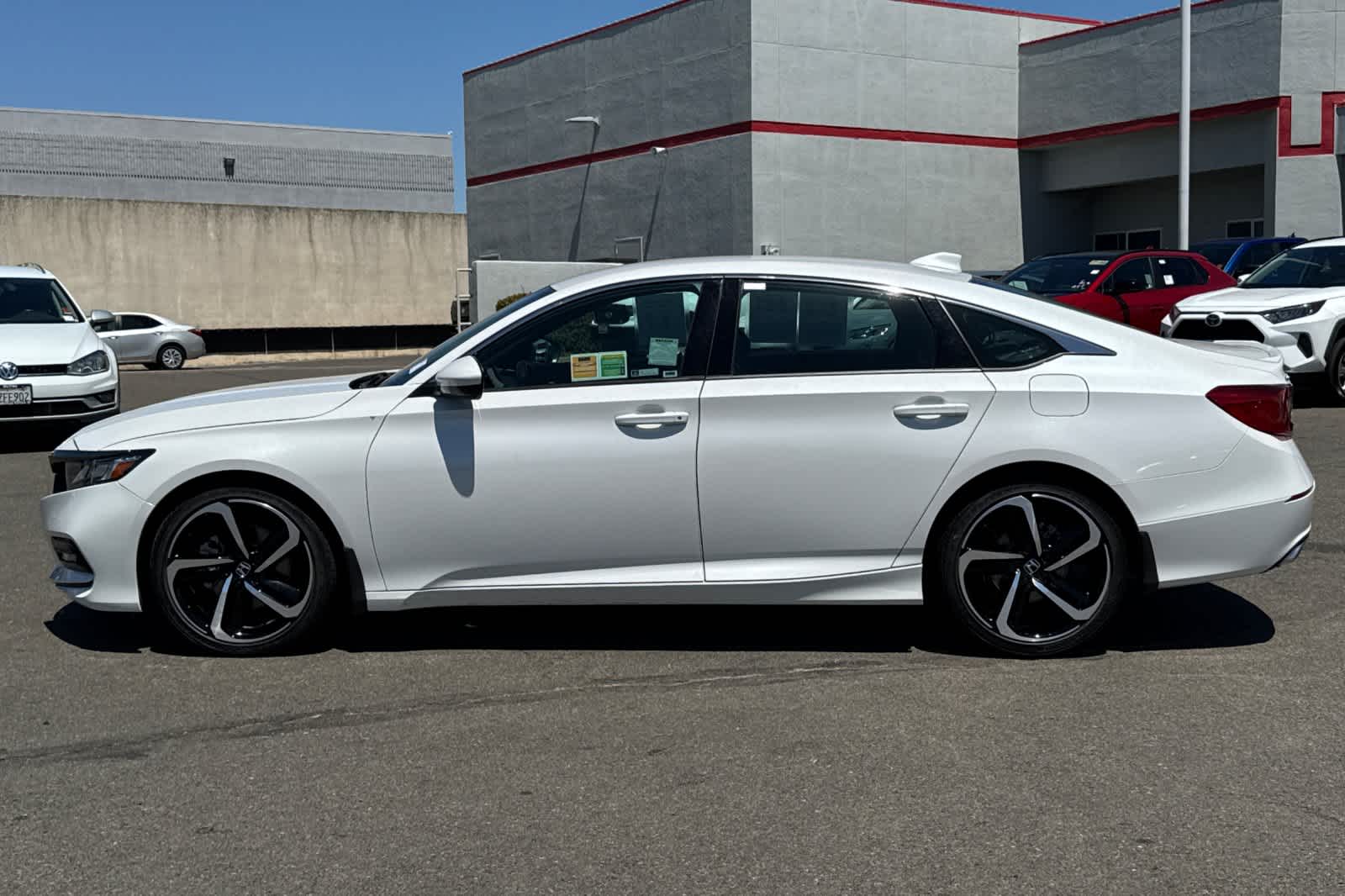 Thumbnail: 2020 Honda Accord - 9