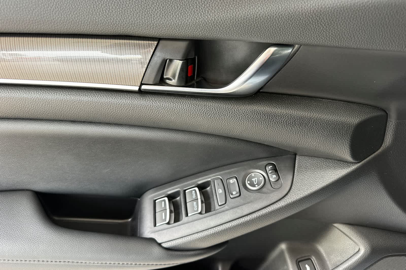 Thumbnail: 2022 Honda Accord - 12