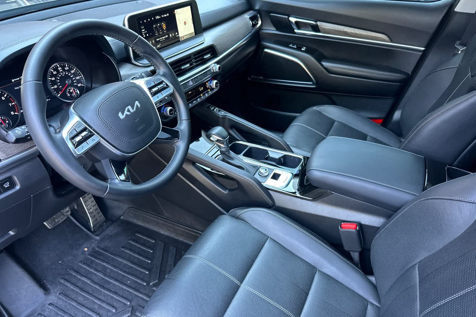 Thumbnail: 2022 Kia Telluride - 11