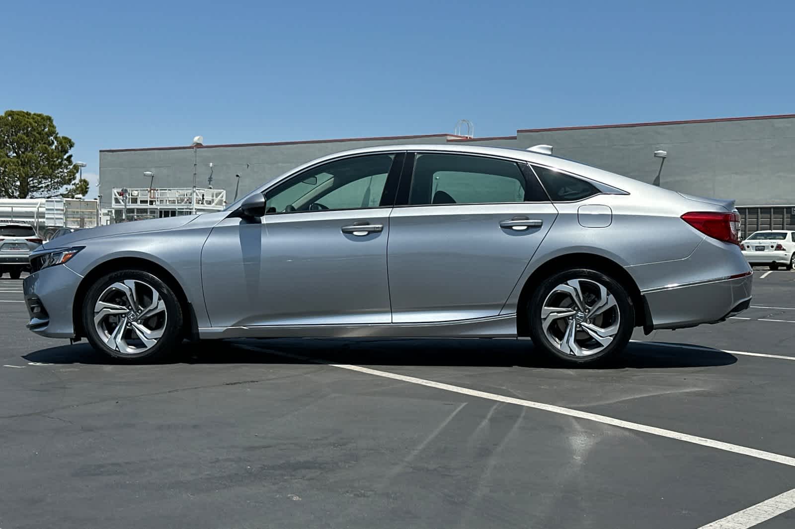 2018 Honda Accord EX 9