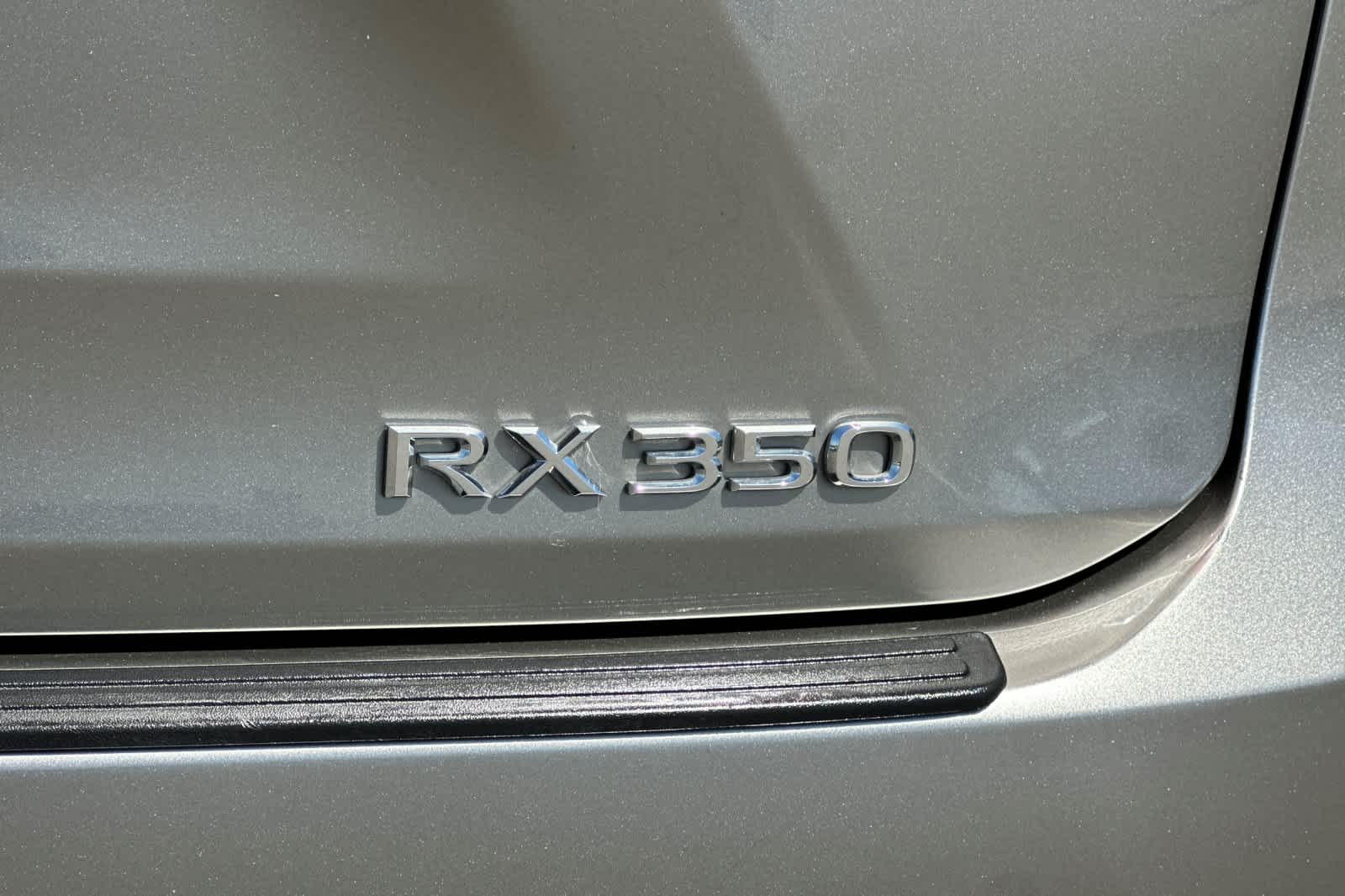 Thumbnail: 2020 Lexus RX - 32