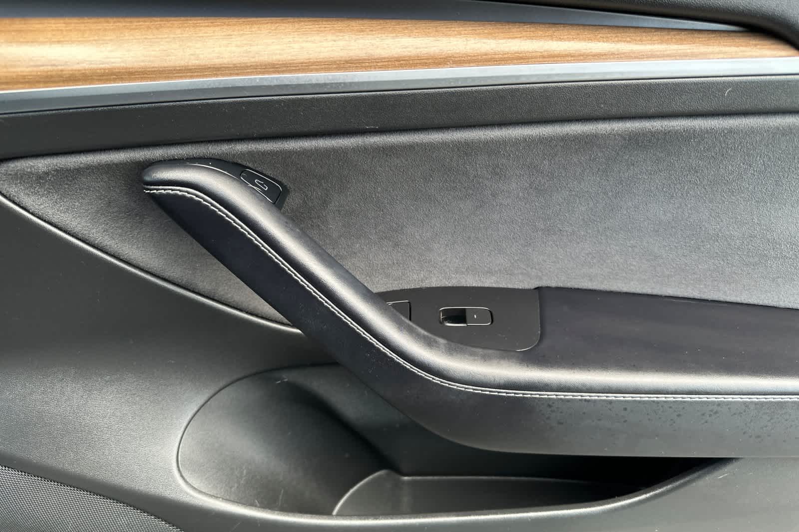 Thumbnail: 2022 Tesla Model 3 - 18