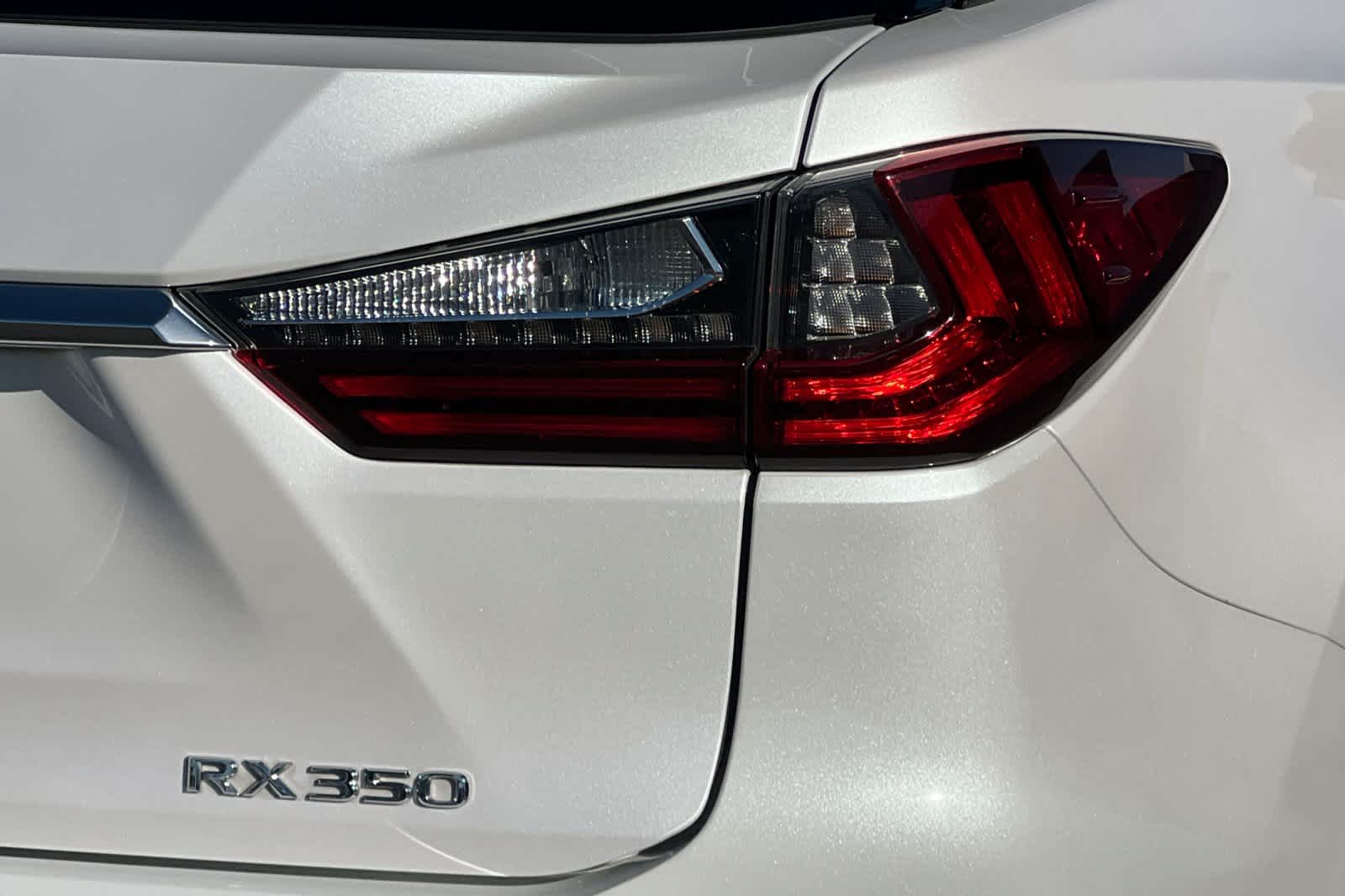 Thumbnail: 2019 Lexus RX - 33