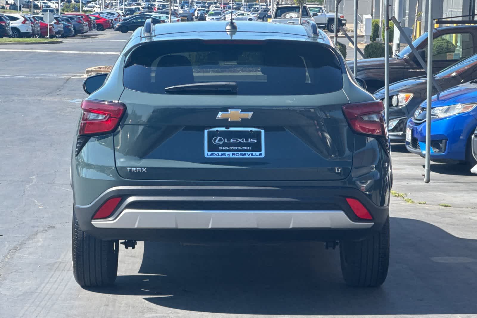 Thumbnail: 2025 Chevrolet Trax - 8