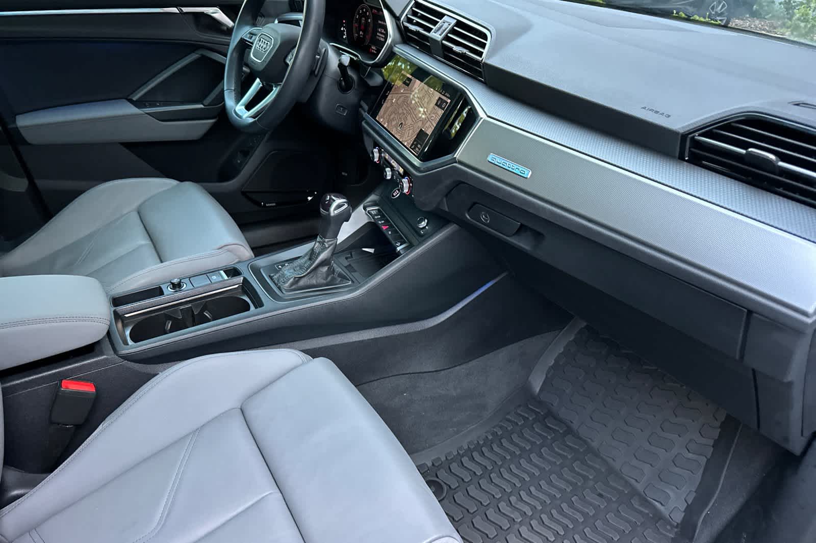 Thumbnail: 2024 Audi Q3 - 17