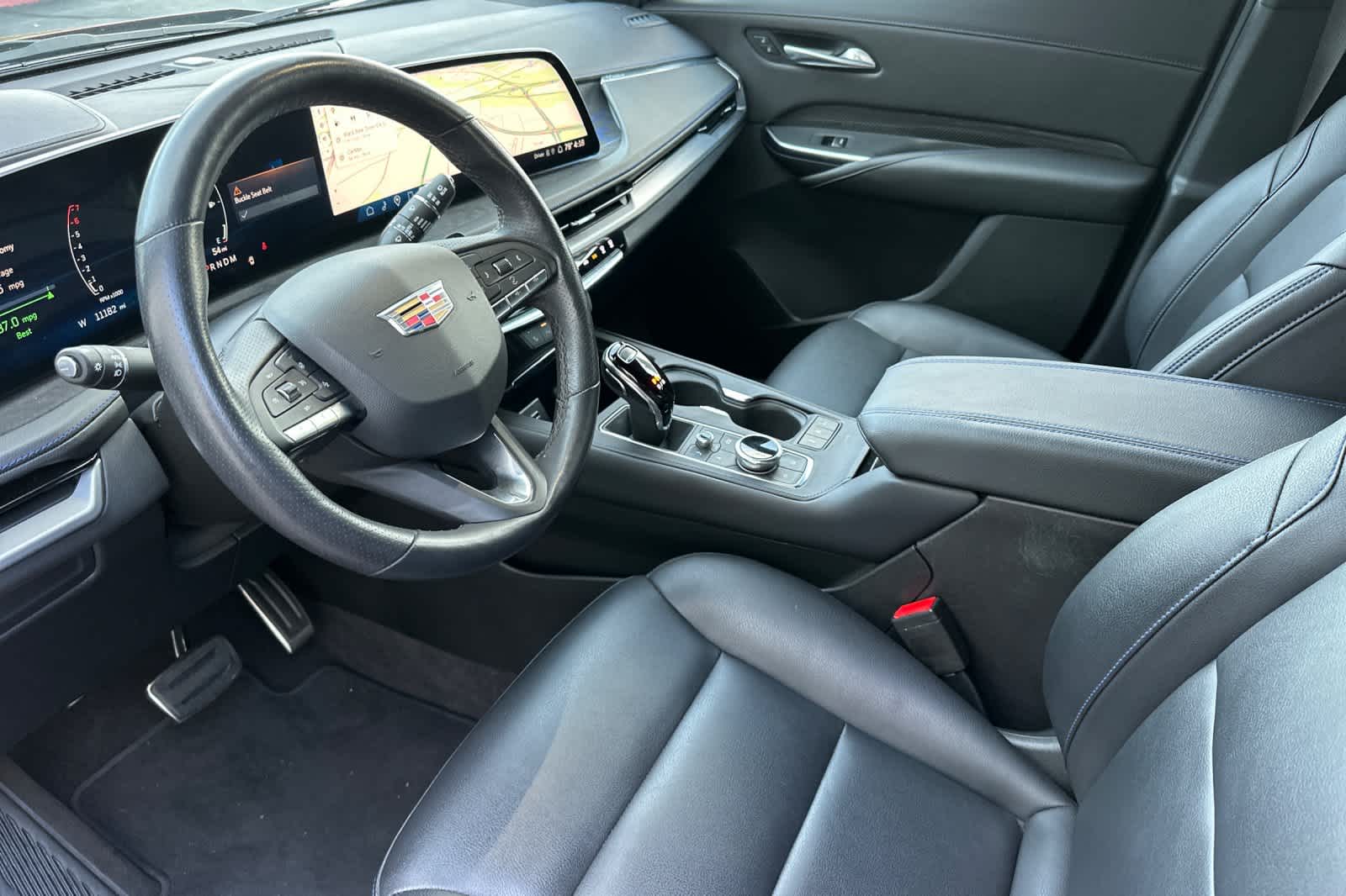 Thumbnail: 2024 Cadillac XT4 - 11