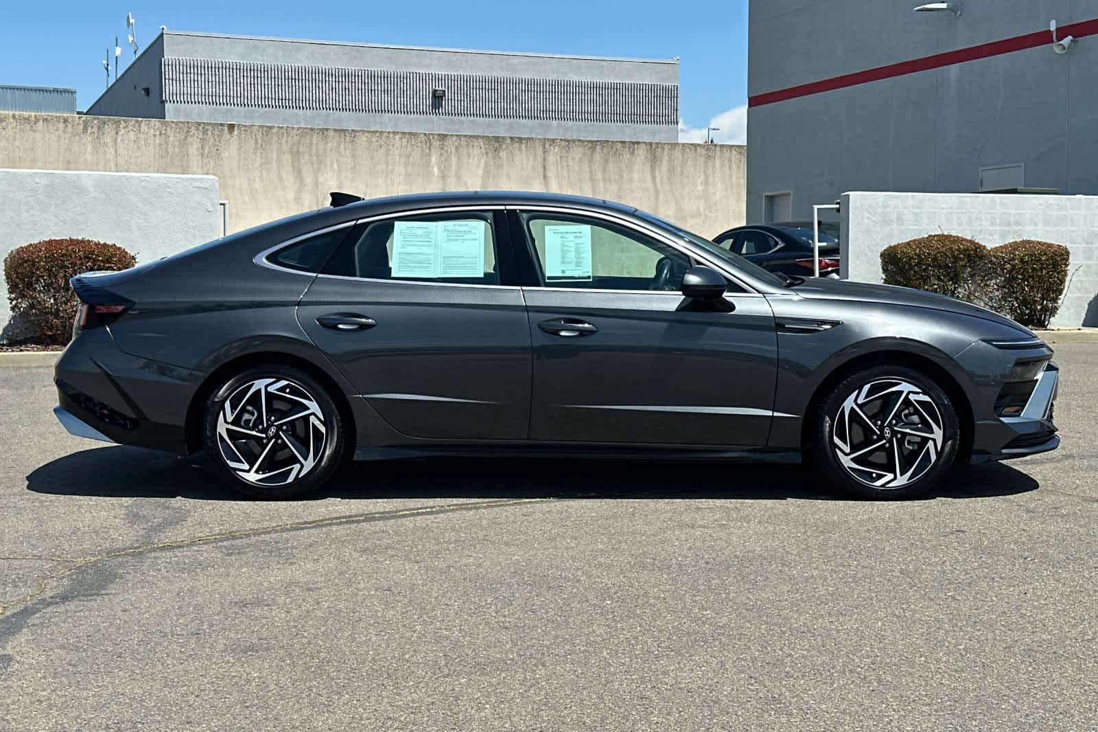 Thumbnail: 2024 Hyundai Sonata - 6