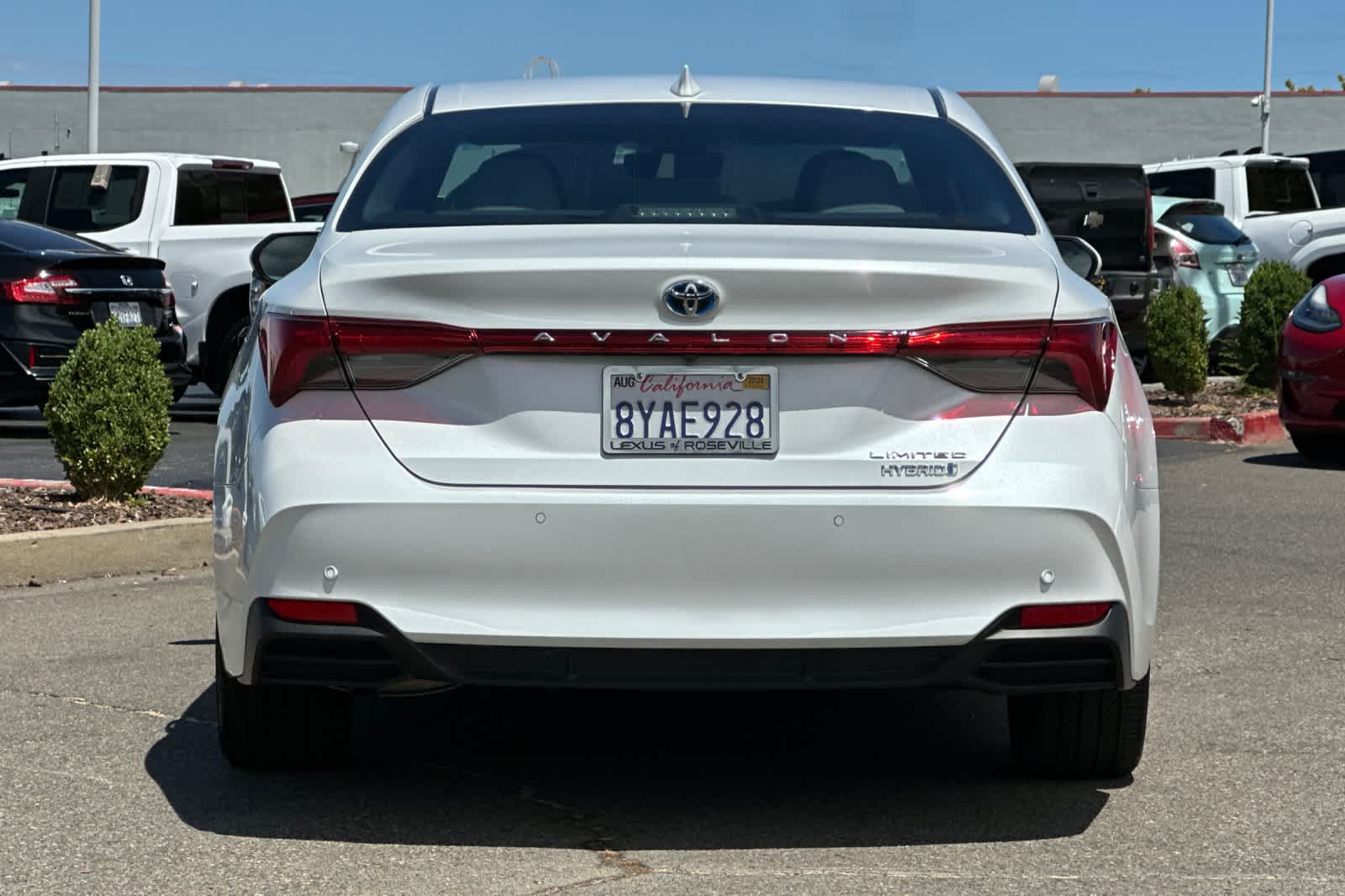 Thumbnail: 2021 Toyota Avalon - 8