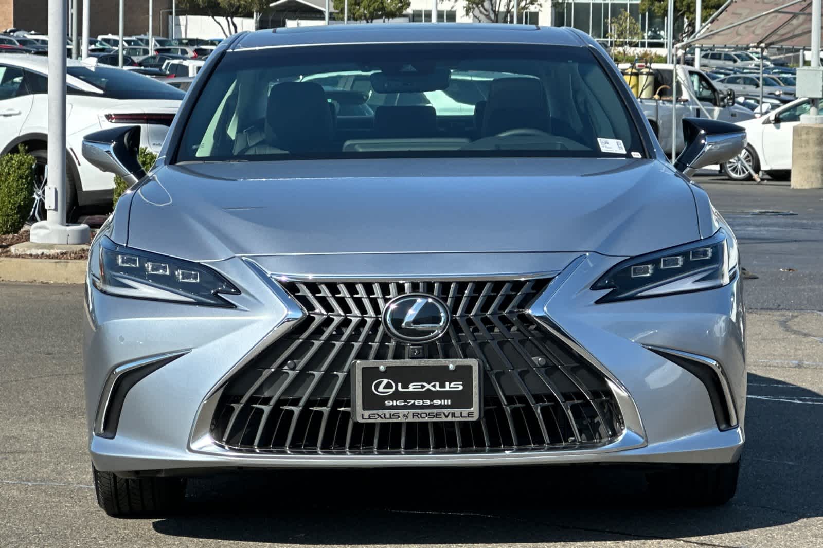 Thumbnail: 2025 Lexus ES - 10