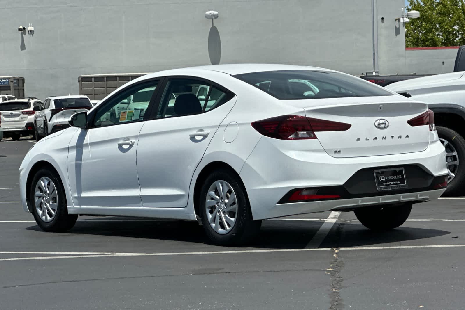 Thumbnail: 2020 Hyundai Elantra - 7