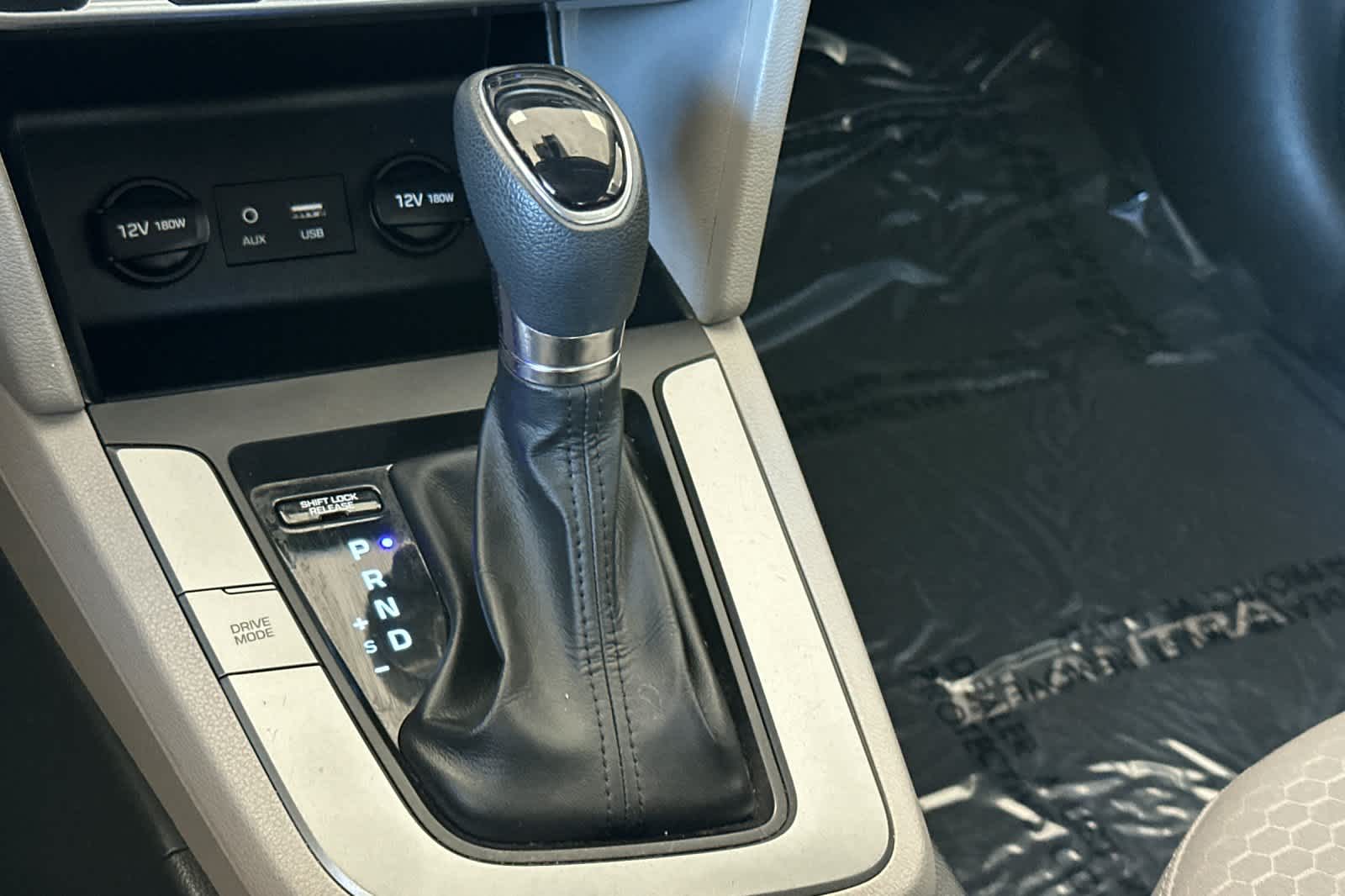 Thumbnail: 2020 Hyundai Elantra - 21