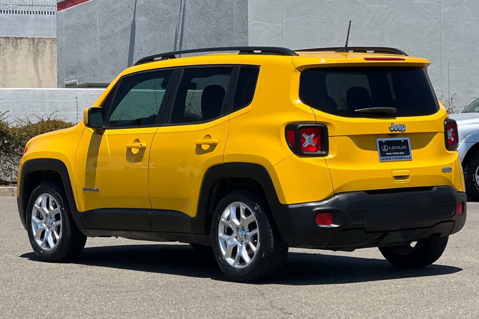 Thumbnail: 2018 Jeep Renegade - 6