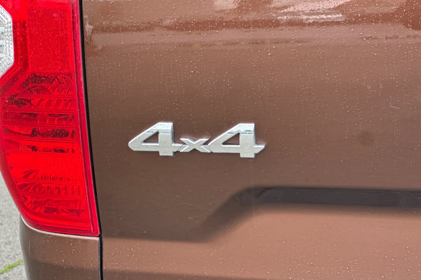 Thumbnail: 2016 Toyota Tundra - 29