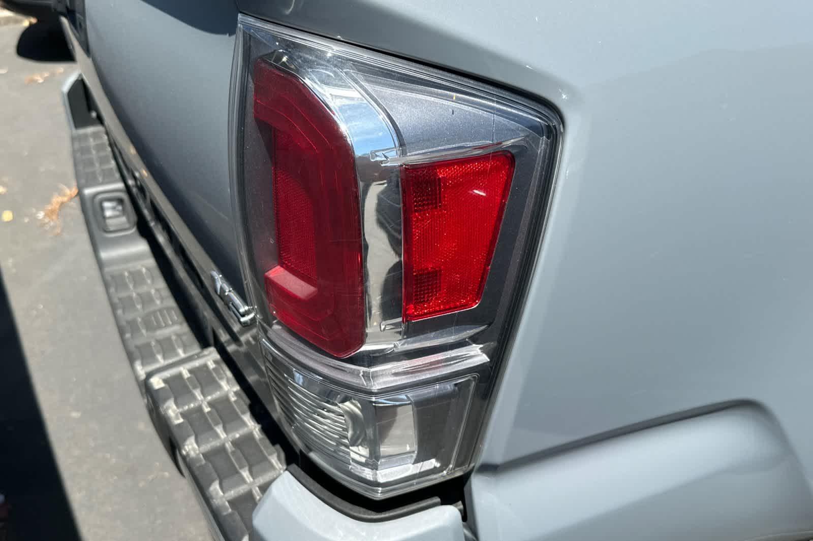 Thumbnail: 2021 Toyota Tacoma - 15