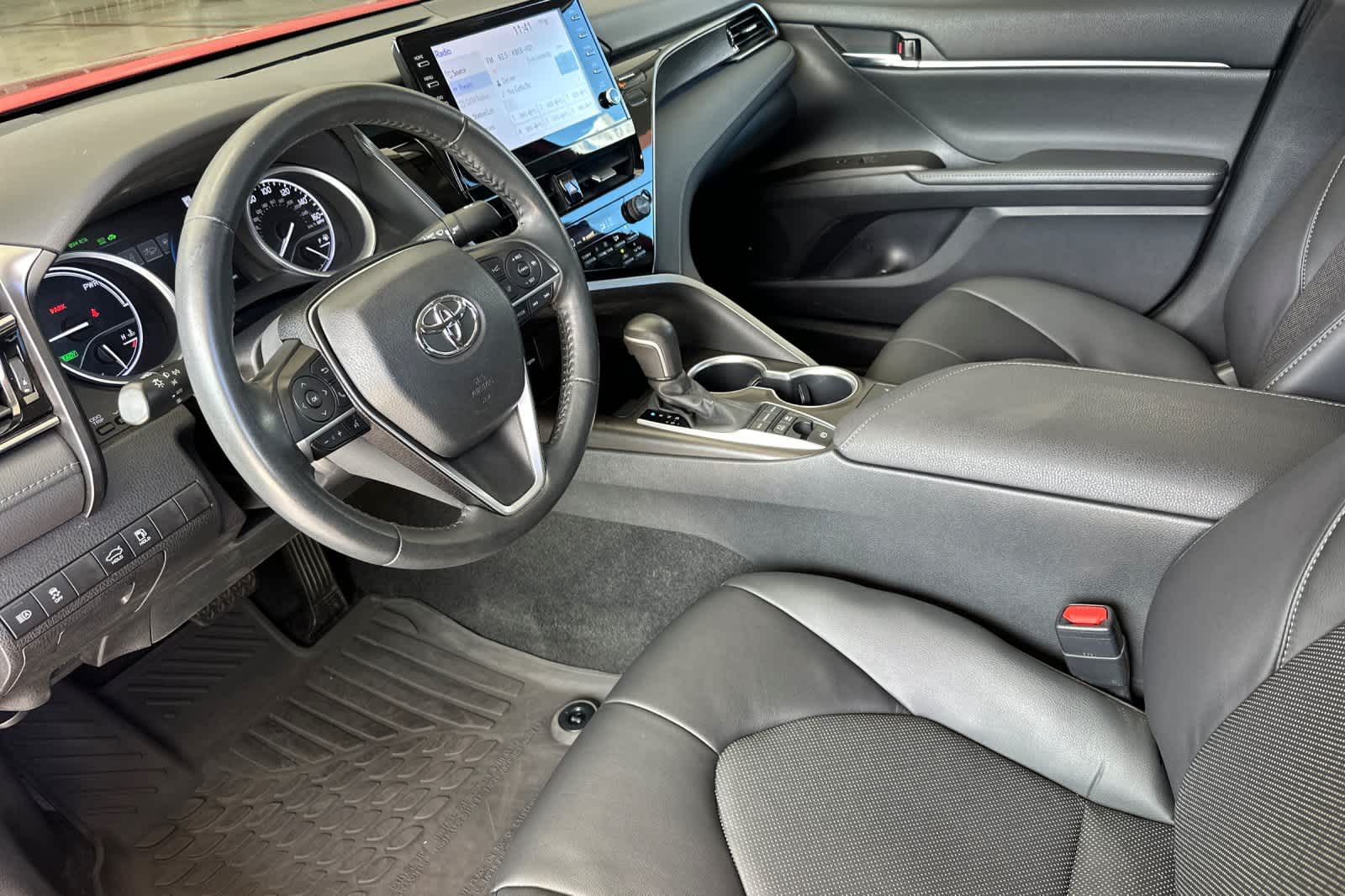 Thumbnail: 2023 Toyota Camry - 11