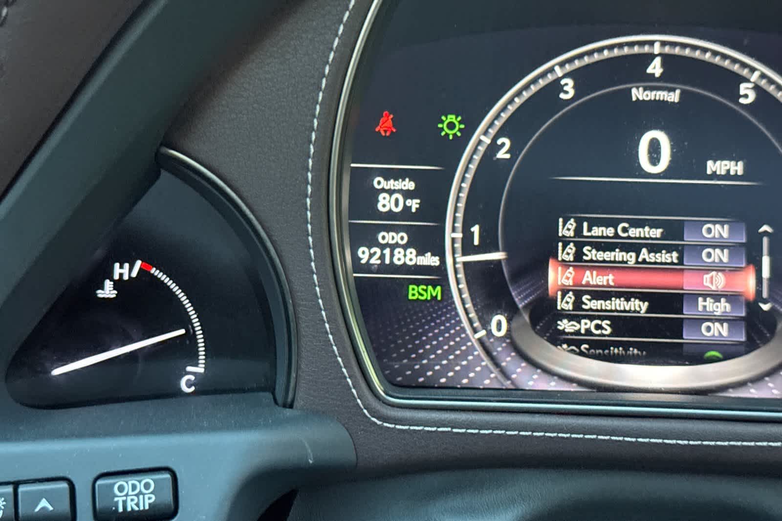 Thumbnail: 2019 Lexus LS - 29