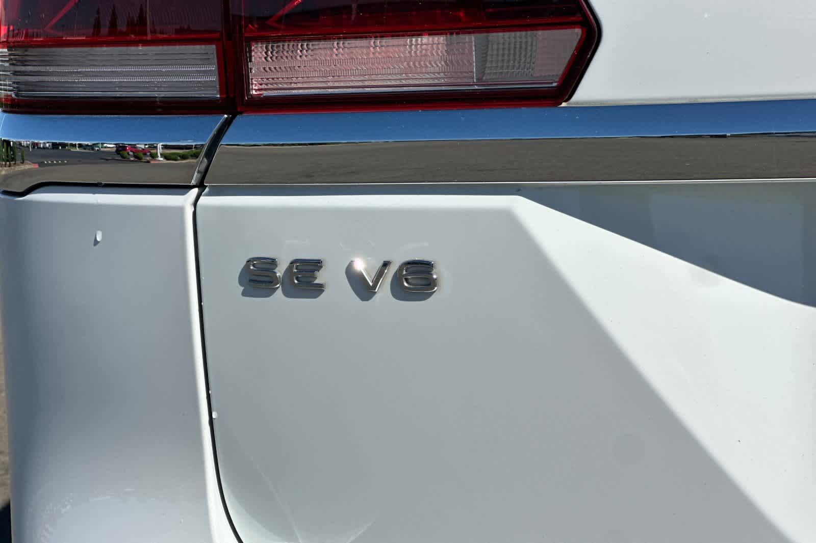 Thumbnail: 2021 Volkswagen Atlas - 33