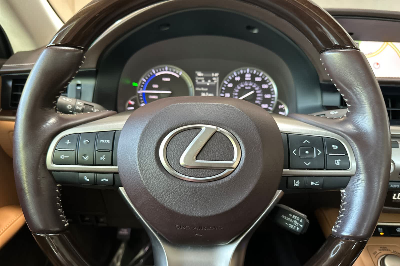 Thumbnail: 2016 Lexus ES - 25