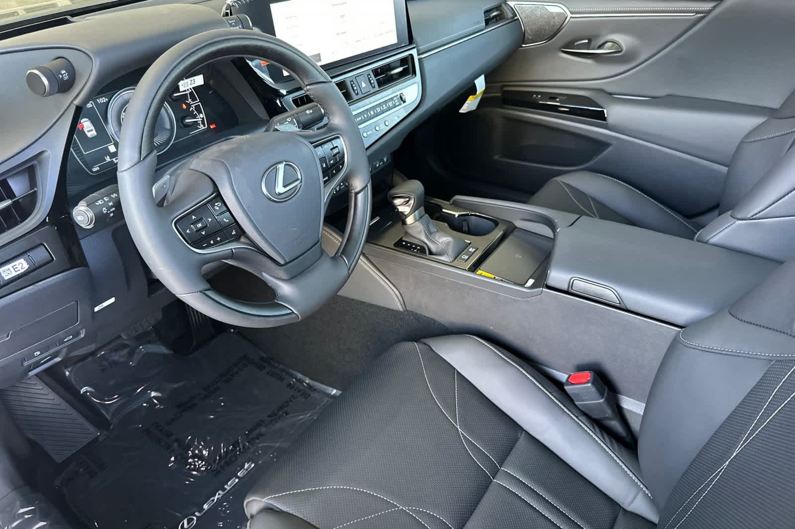 Thumbnail: 2025 Lexus ES - 11