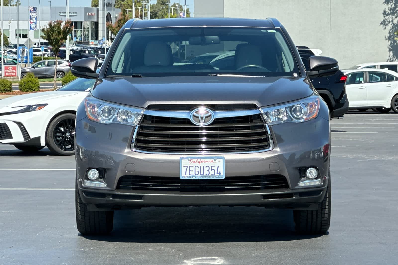 Thumbnail: 2014 Toyota Highlander - 10