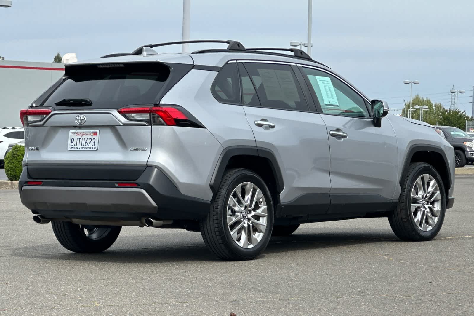 Thumbnail: 2019 Toyota RAV4 - 2