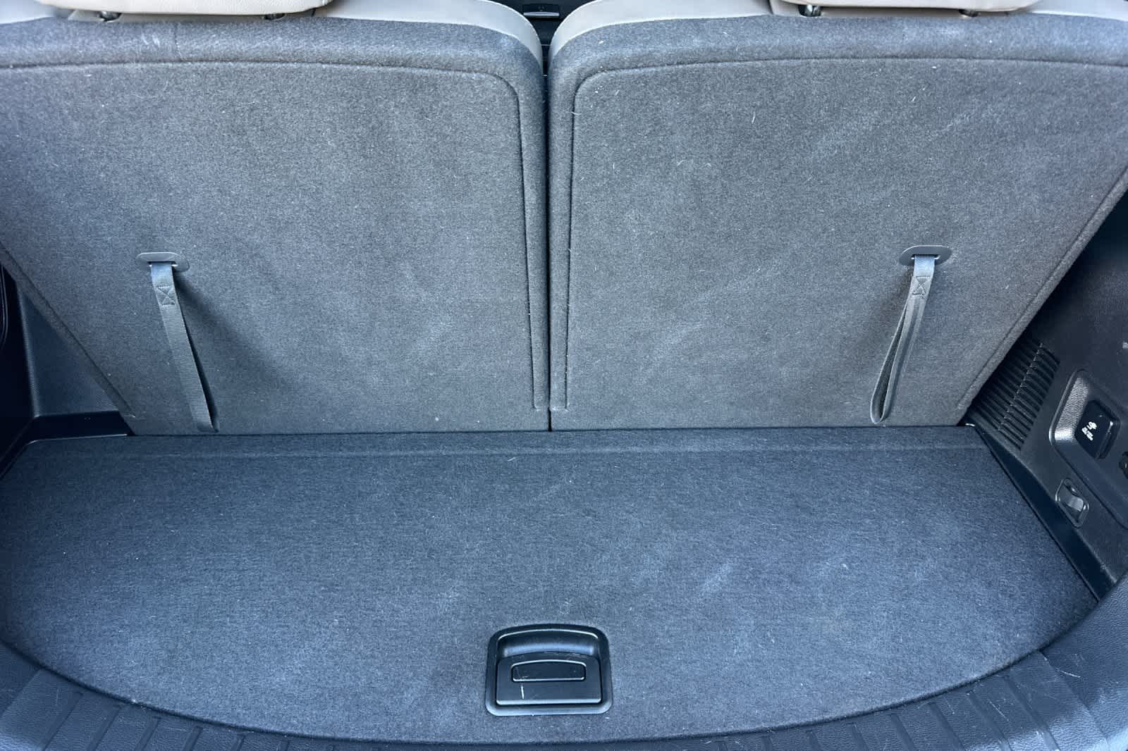 Thumbnail: 2017 Hyundai Santa Fe - 16