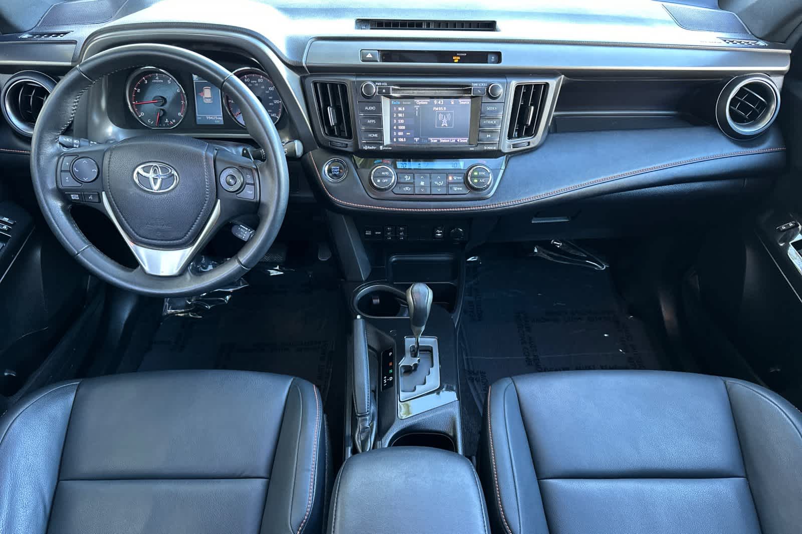 Thumbnail: 2016 Toyota RAV4 - 3