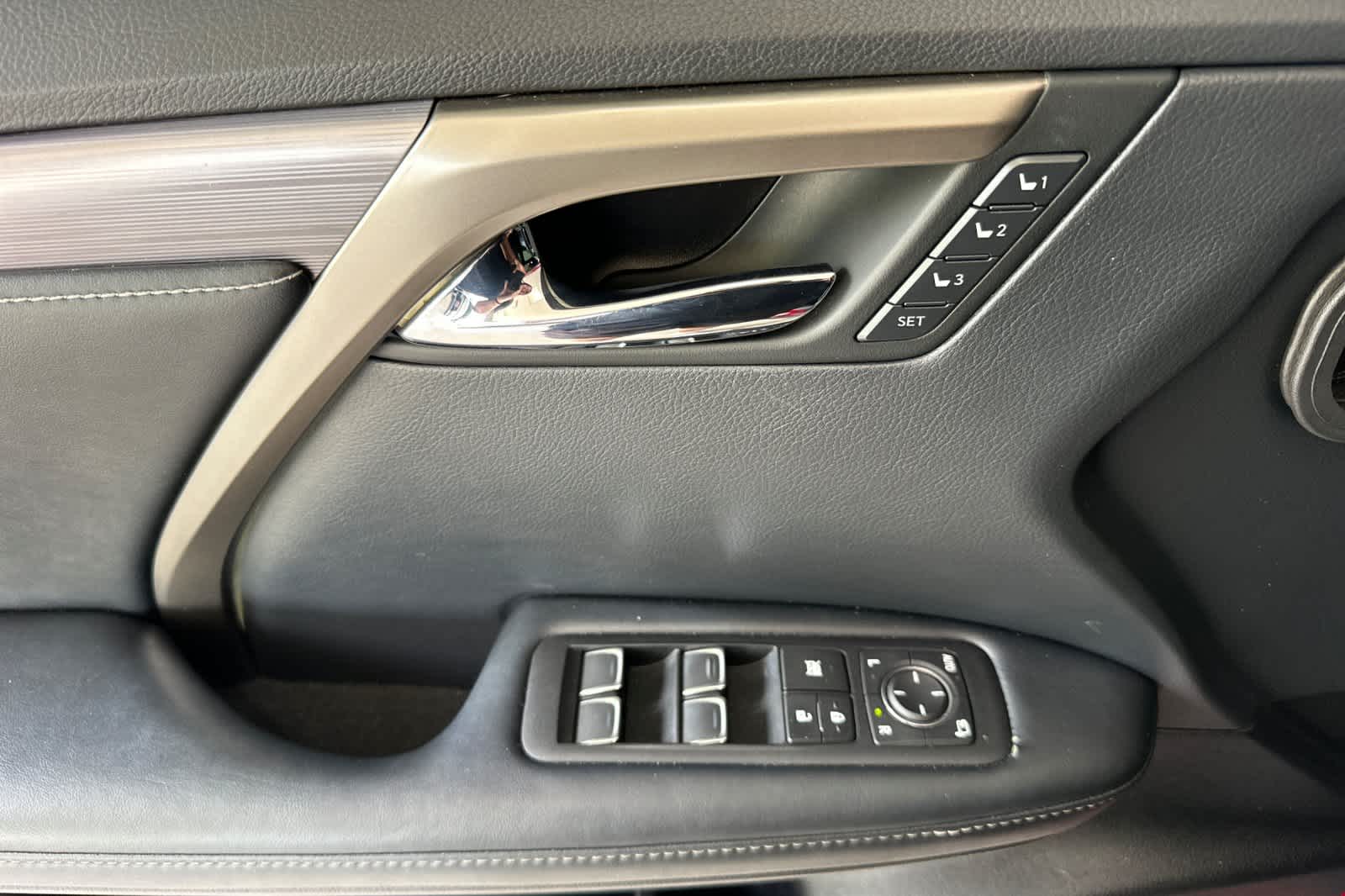 Thumbnail: 2021 Lexus RX - 12