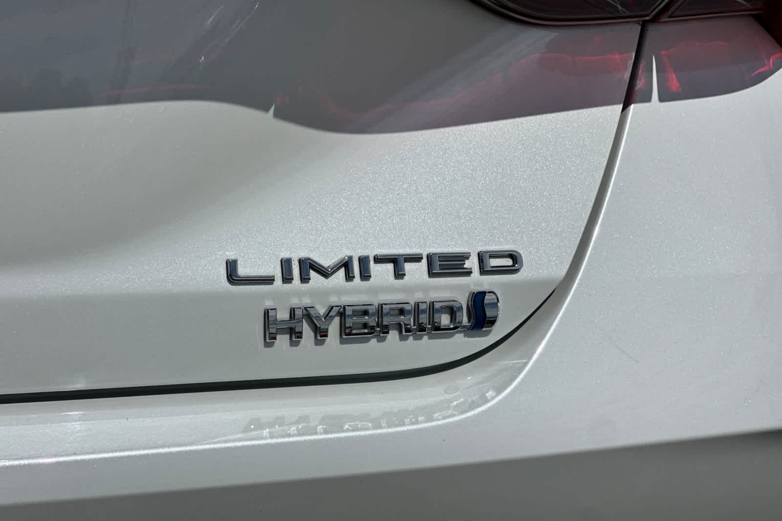 Thumbnail: 2021 Toyota Avalon - 32
