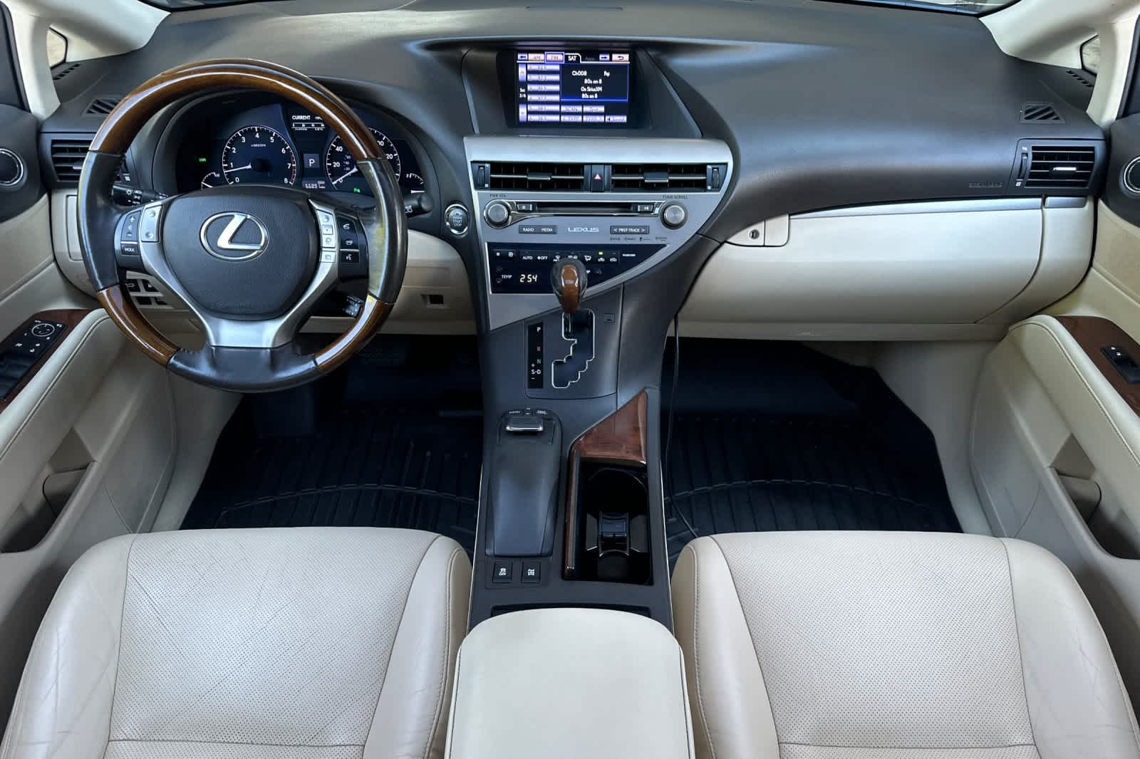 Thumbnail: 2015 Lexus RX - 3