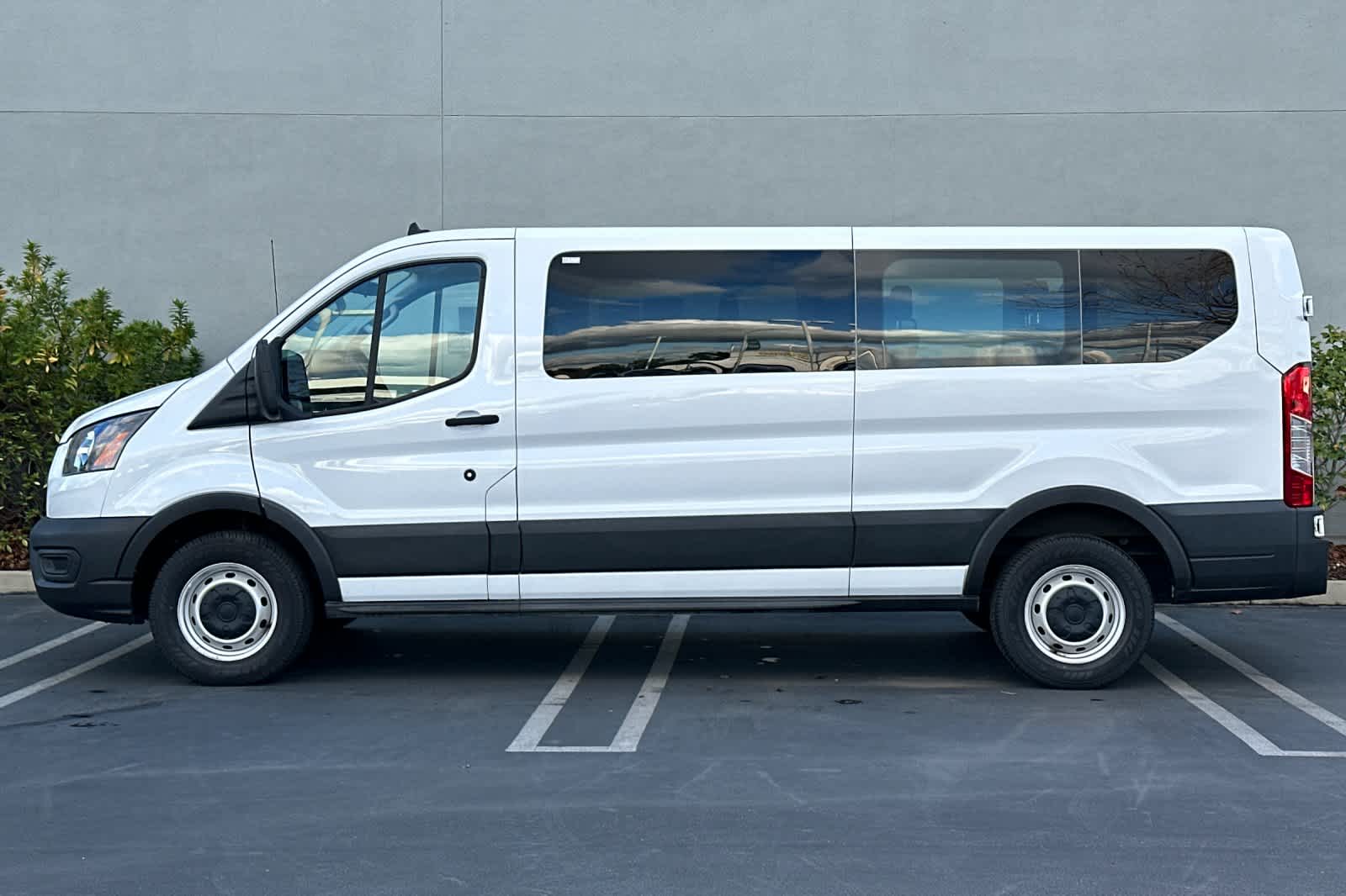 Thumbnail: 2021 Ford Transit Series - 9