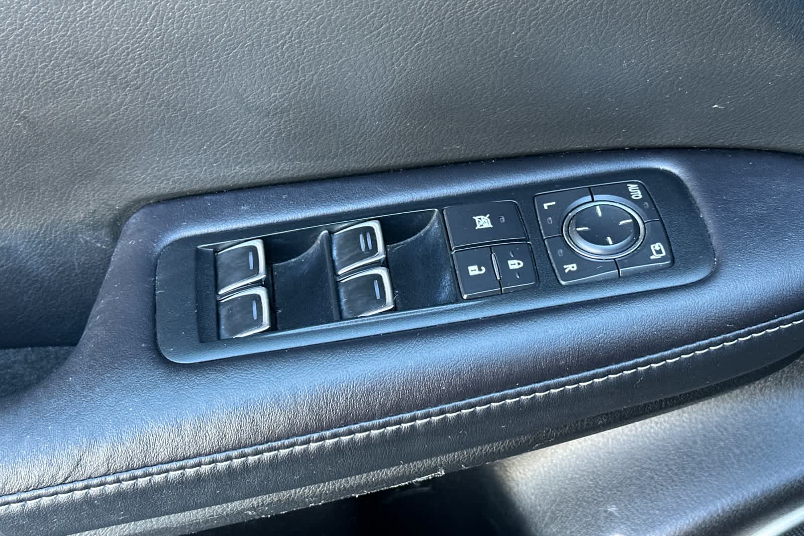 Thumbnail: 2016 Lexus RX - 13